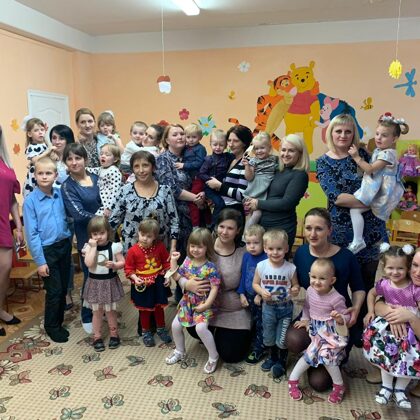 Праздник посвящённый ко дню матери 1 младшая группа