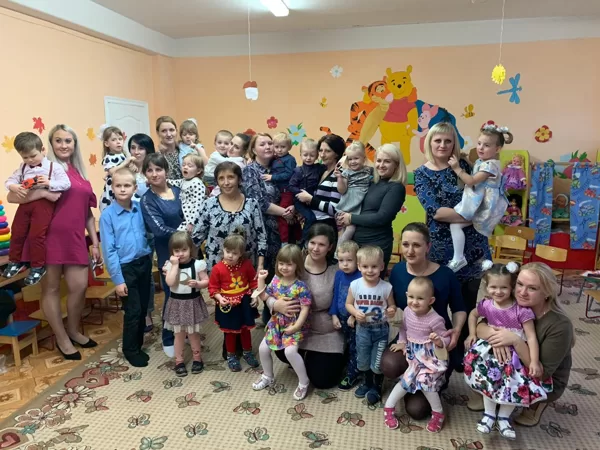 Праздник посвящённый ко дню матери 1 младшая группа
